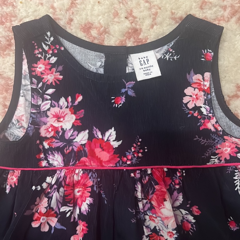 Gap baby corduroy dress - Picture 2 of 3